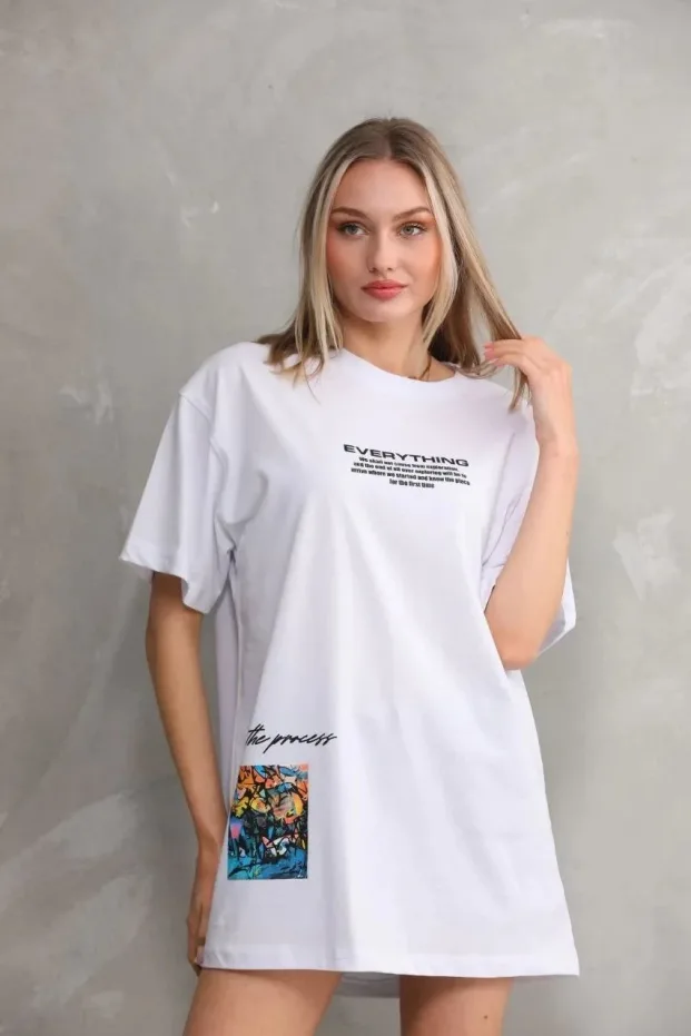 Kadın Beyaz Oversize Bisiklet Yaka Baskılı Pamuklu Tişört 3
