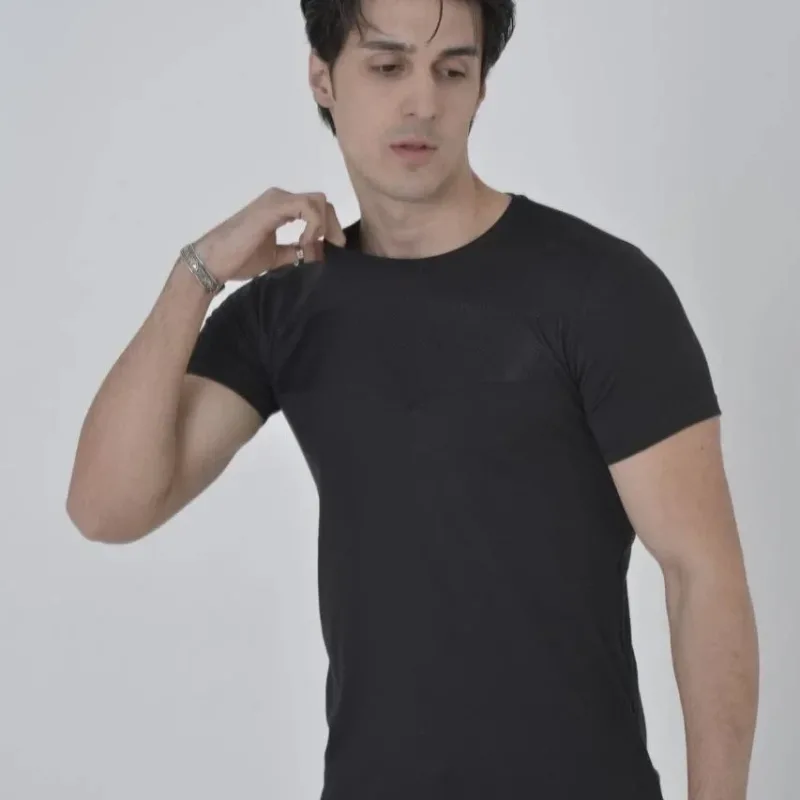 Muška crna prsa mrežasti detalji s dodacima T-shirt