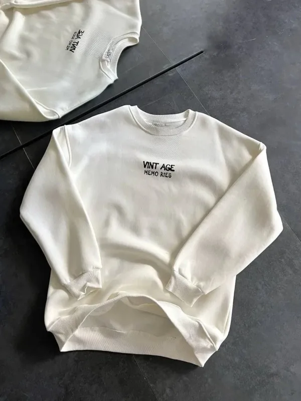 Women's White Oversize Crew Neck 3-Thread Printed Sweatshirt 2