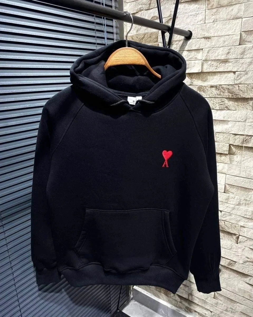Dámský černý oversized bavlněný sweatshirt s kapucí a potiskem srdce