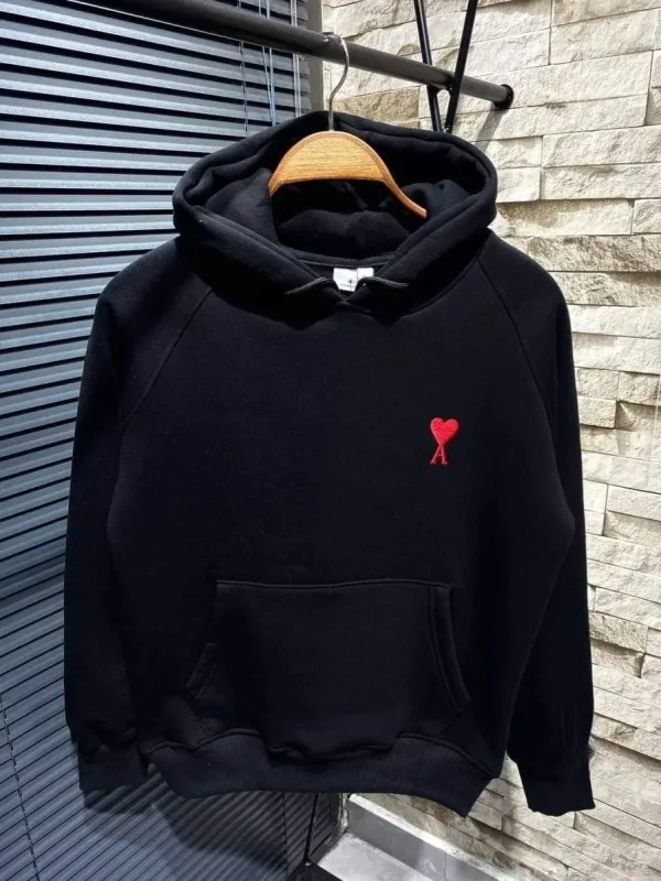 Dámský černý oversized bavlněný sweatshirt s kapucí a potiskem srdce 1