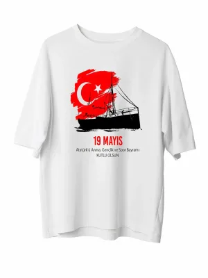 Muška bela oversize 19. maj Ataturk print majica