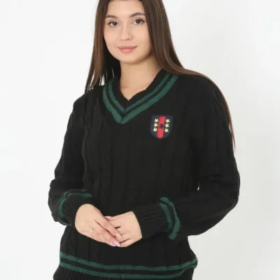 Women's Black V-Neck Knitted Cardigan 1