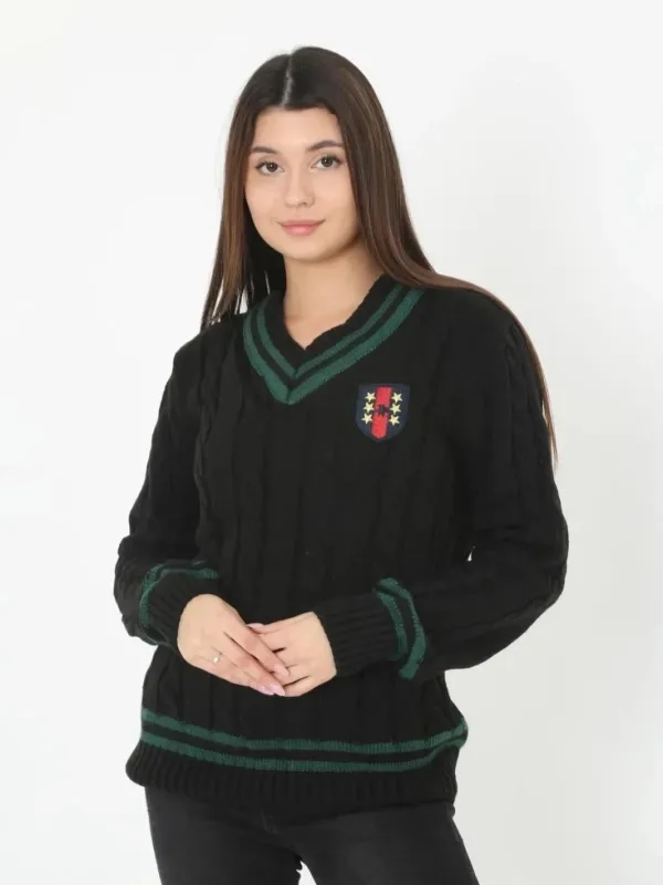 Women's Black V-Neck Knitted Cardigan 1