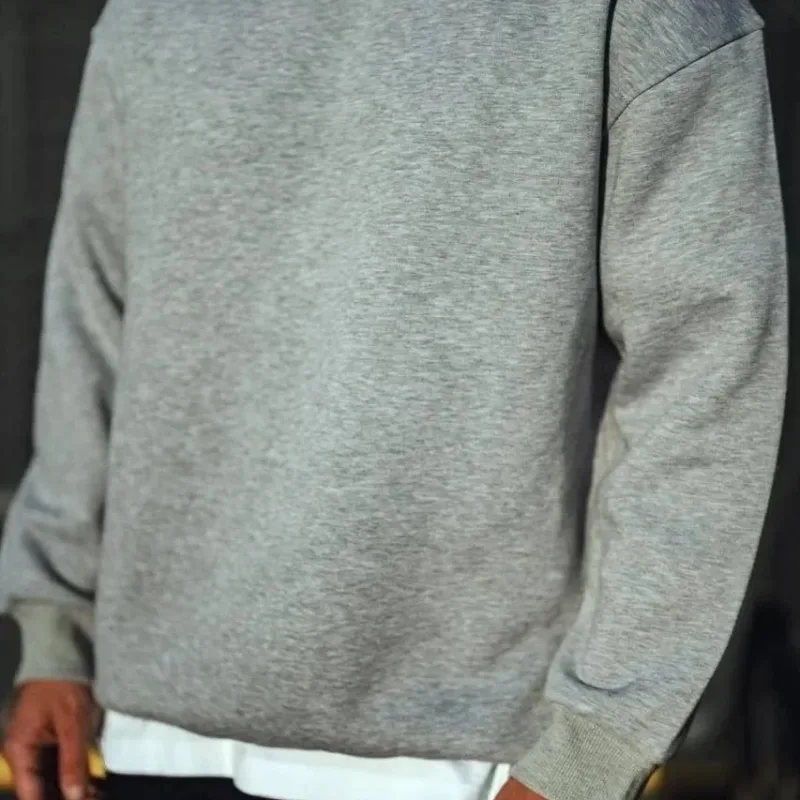 Muški sivi oversize 3-nitni debeli sweatshirt s okruglim ovratnikom