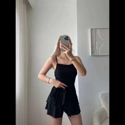 Femeie Rochie Neagră Mini, Tip Fustă, cu Volane și Șort 2