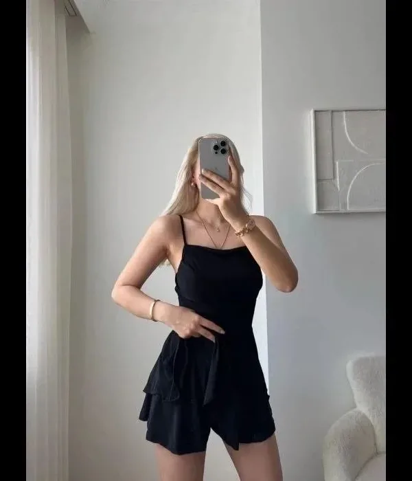 Femeie Rochie Neagră Mini, Tip Fustă, cu Volane și Șort 2