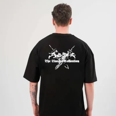 Fekete Oversize Kerékpárnyakú Lóhere Nyomott Póló 2