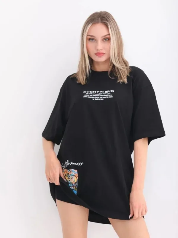 Women's Black Oversize Crew Neck Printed T-Shirt 1