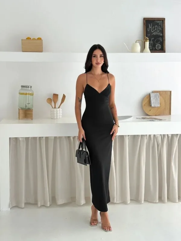 Femeie Rochie Neagră Elegantă, Lungă, cu Decolteu în V, Mulate, de Seară 2
