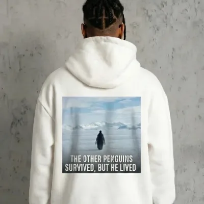 Sweatshirtê Mêran ê Spî, 3 Têl Pembû, Bi Kapşon, Bi Çapê Penguin 1