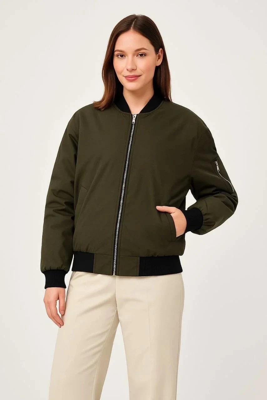 Dámská khaki bomber bunda s kapsami, prošívaná, podšitá a voděodolná