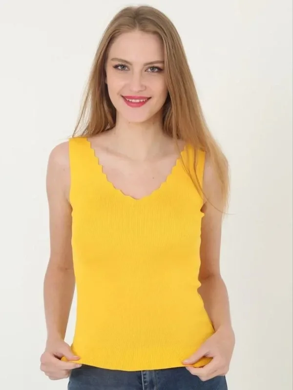 Dámský žlutý crop top, s výstřihem do V, s volánkovými detaily, bavlněný