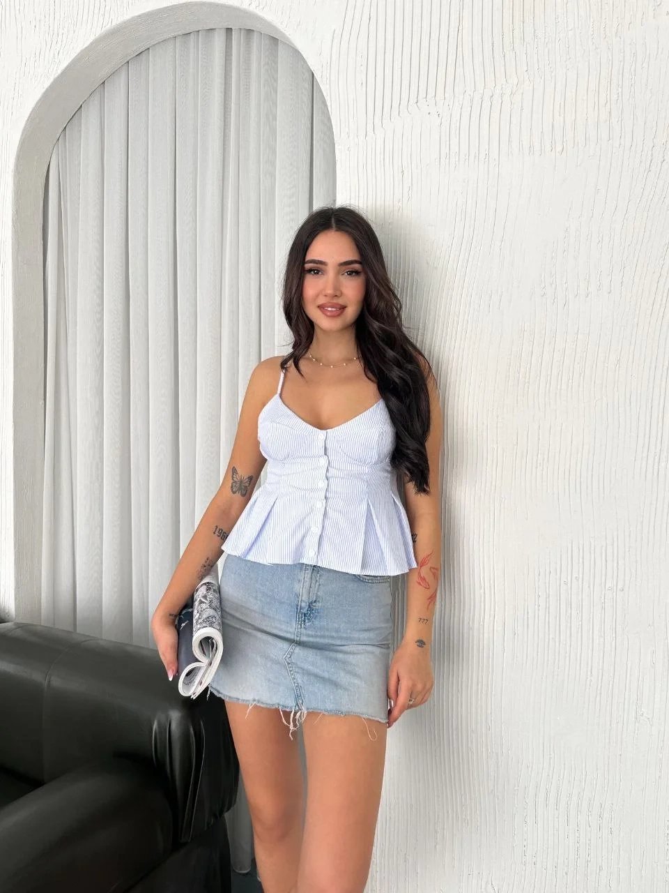 Kadın Açık Mavi Askılı Dekolte Detaylı Crop