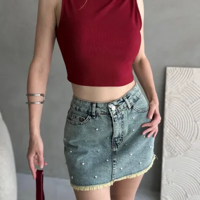 Bordo crop bluza s kaišem na leđima i korzet stilom 4