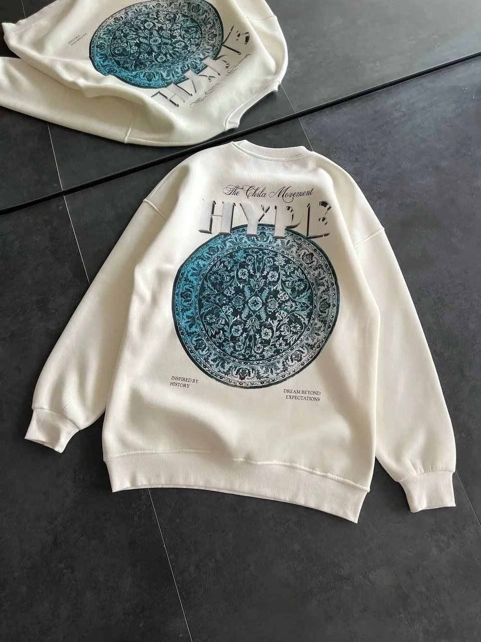 Damski Biały 3-nitkowy Bawełniany Okrągły Dekolt Nadruk Sweatshirt 4