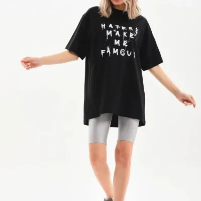 Bluzë e zezë për femra, oversize, me jakë biçiklete, të printuar 6