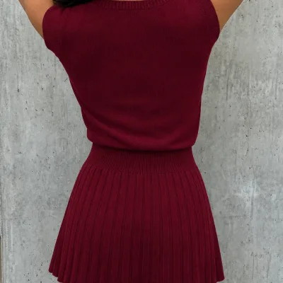 Ženski bordo kratki rukav triko bluza s mini suknjom u kompletu 4