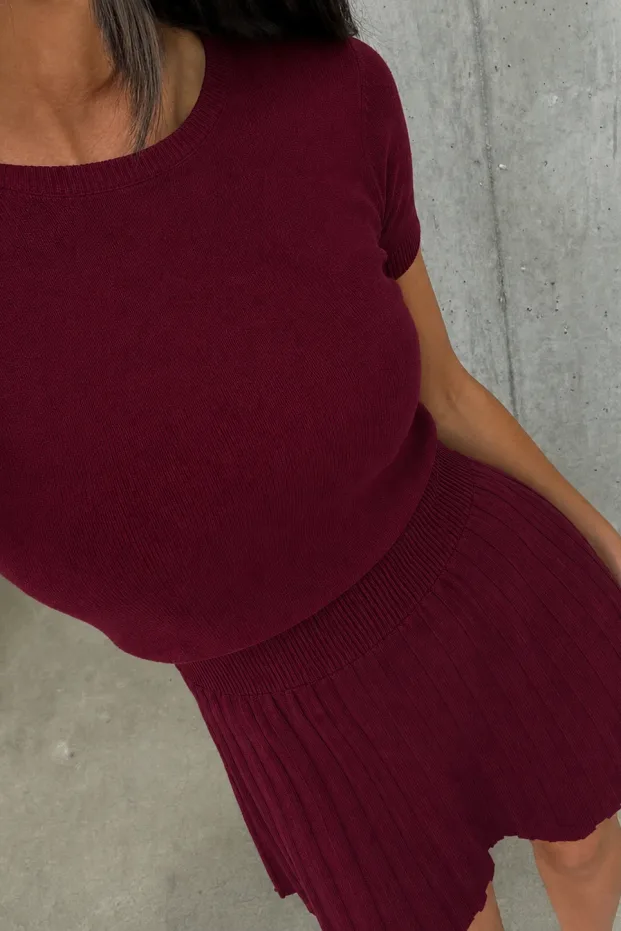 Ženski bordo kratki rukav triko bluza s mini suknjom u kompletu 5