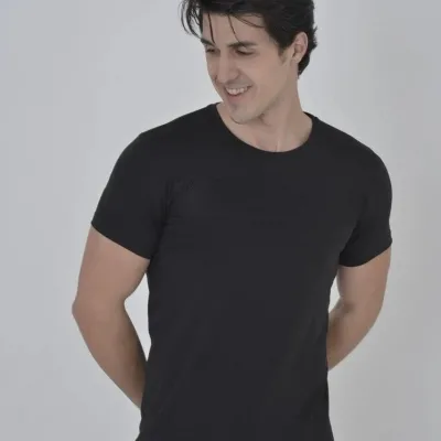 Машки црн slimfit бициклет јака со мрежест детал маица 1