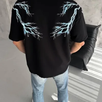 Muška crna oversize bicikli kragna munja štampana majica 3
