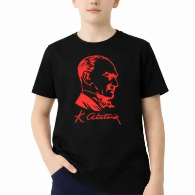 Tîşorta Zarokan a Reş a Bi Stûyê Bisîkletê û Çapa Atatürk 2