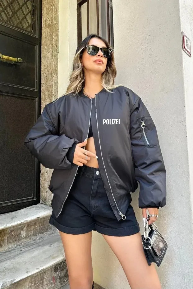 Ženska crna prošivena podstavljena patentni zatvarač džepovi bomber jakna 1