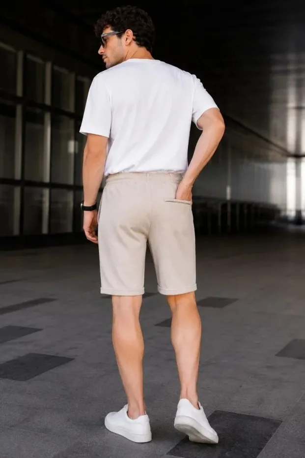 شورت رجالي بيج بساق مزدوجة وسحاب وجيوب ورباط 4
