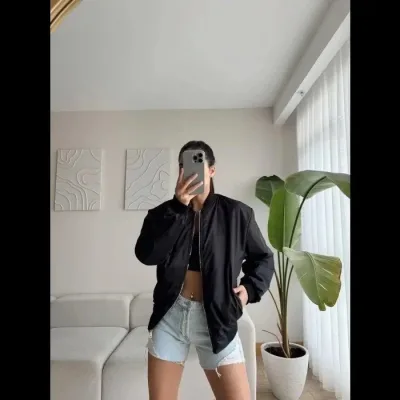 Női fekete oversized cipzáras zsebes bomber dzseki 2