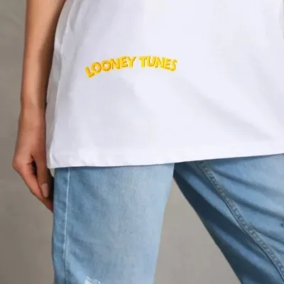 Női Fehér Oversize Kerékpár Nyakú Mintás Póló 3