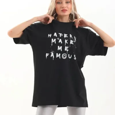 Bluzë e zezë për femra, oversize, me jakë biçiklete, të printuar 1
