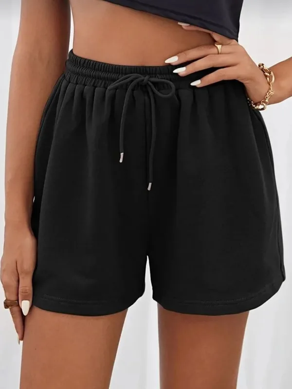 Women's Black Oversize Two-Thread Straight Cut Shorts 3