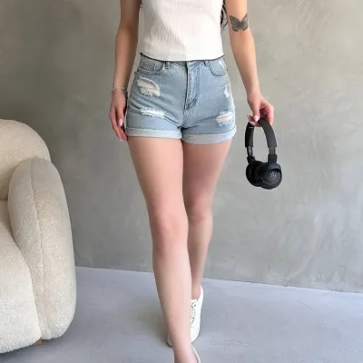 Pool Neck Binding Detail Crop Blouse White 5