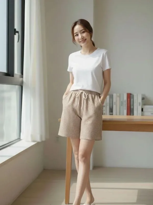 Women's Beige Checkered Elastic Waist Drawstring Pocket Shorts 1