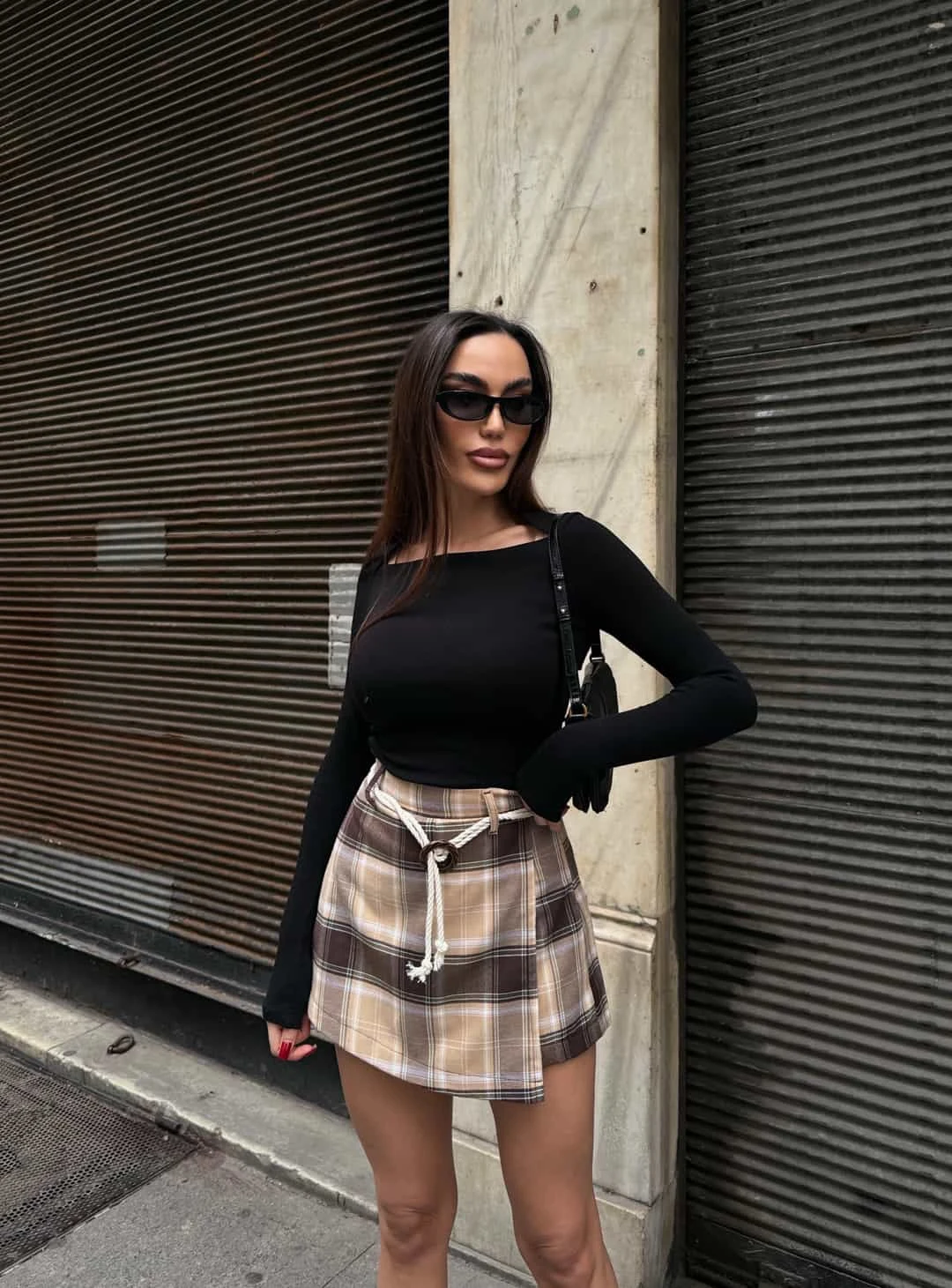 Plaid Pattern Belt Detail Mini Skort Beige