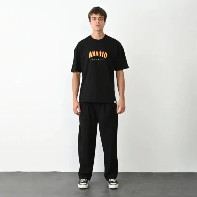 Tricou pentru bărbați, negru, regular fit, cu guler tip bicicletă, imprimat 1