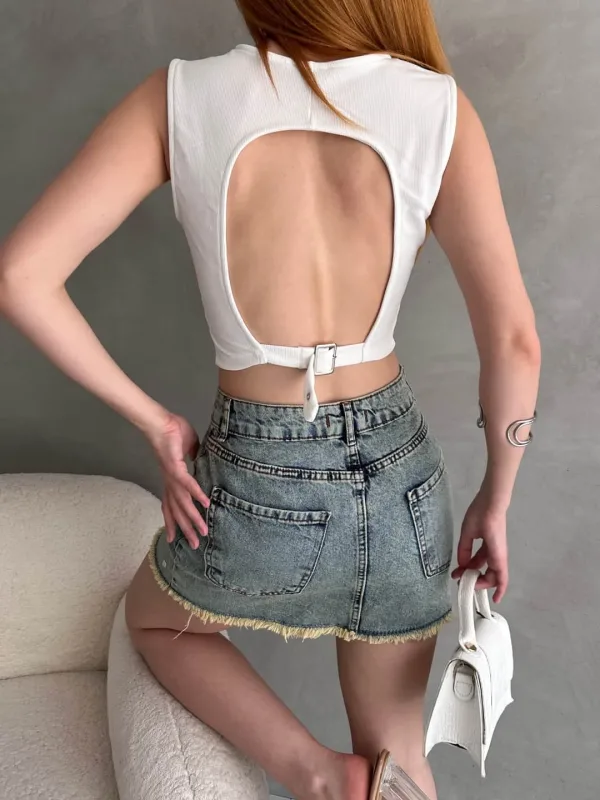 Hátul Öves Részletes Kasmír Crop Blúz Fehér 4
