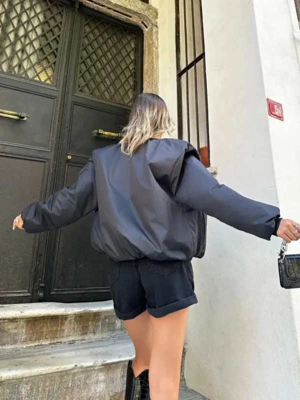 Dámska čierna oversize bomber bunda na zips 2