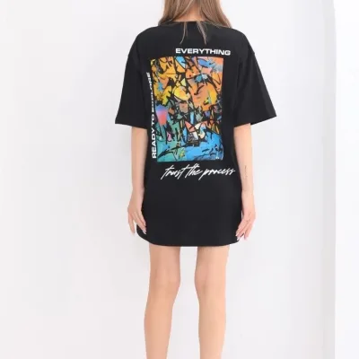 Women's Black Oversize Crew Neck Printed T-Shirt 7