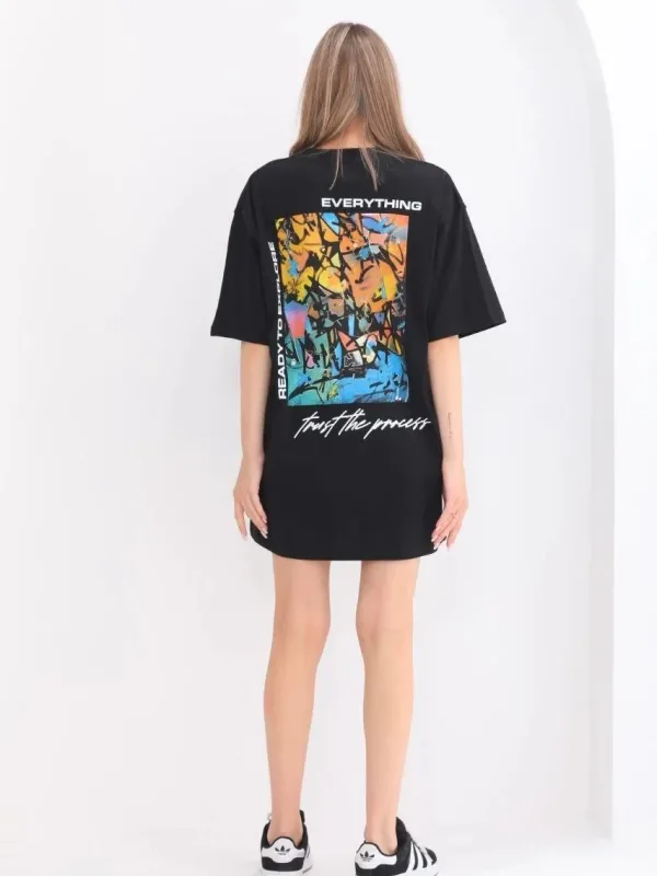 Women's Black Oversize Crew Neck Printed T-Shirt 7