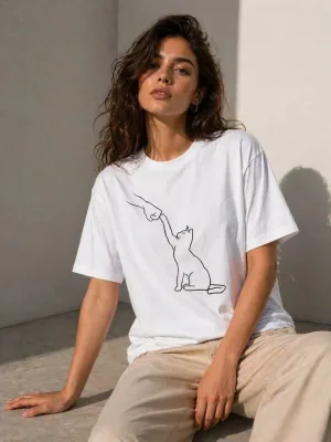 Dámské bílé tričko s minimalistickým potiskem kresby kočky, krátký rukáv