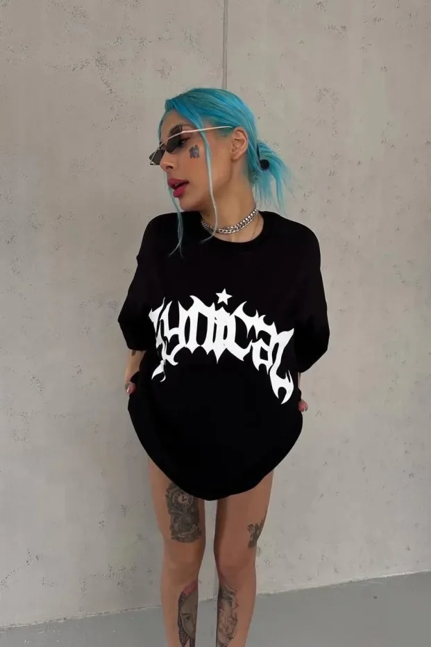 Kadın Siyah Oversize Bisiklet Yaka Pamuklu Baskılı Tişört 2