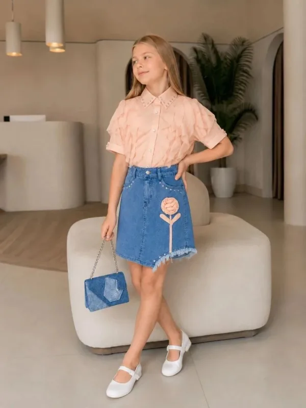 Dívčí lososová 3dílná elegantní sada s volánkovými detaily a džínovou sukní 3