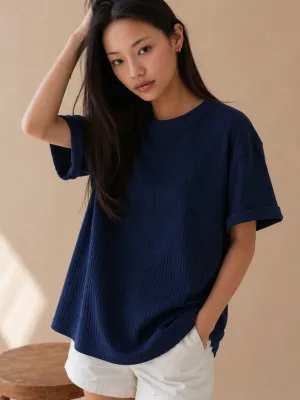 T-Shirtê Ribana yê Oversize yê Şînê Tarî yê Jinan %100 Pembû Fireh