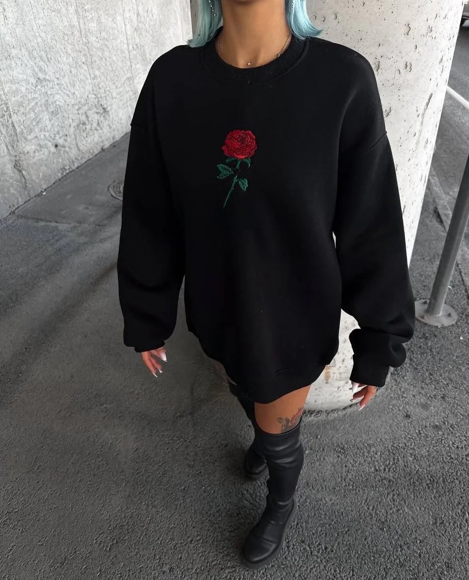 Damski Czarny Oversize Kaptur Róża Nadruk Bawełniany Sweatshirt 2