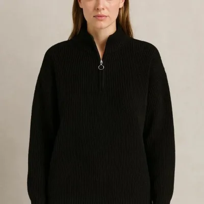 Dámský černý oversize stojáček s polovičním zipem, triko svetr 4