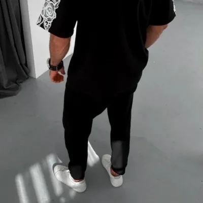 Pánské černé oversized letní tričko s potiskem a cyklistickým výstřihem 2