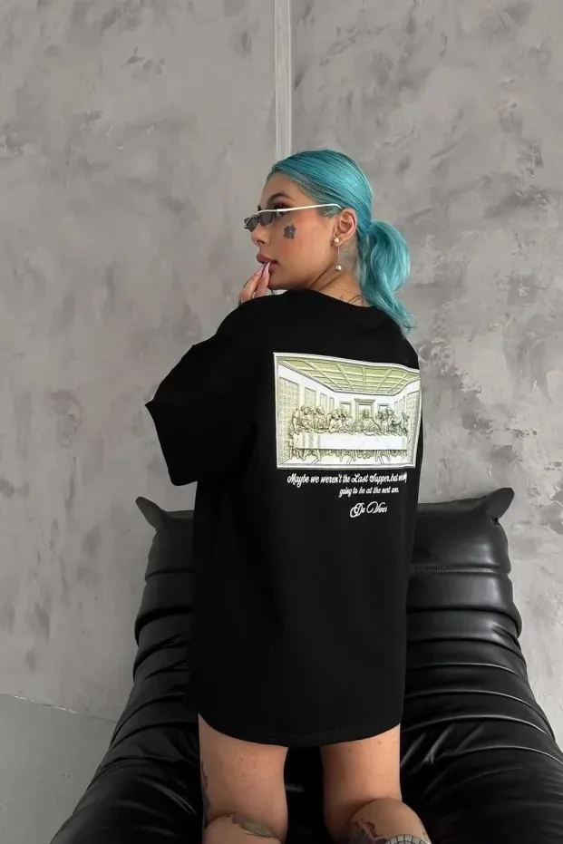 Women's Black Oversize Crew Neck Printed Short Sleeve T-Shirt 3