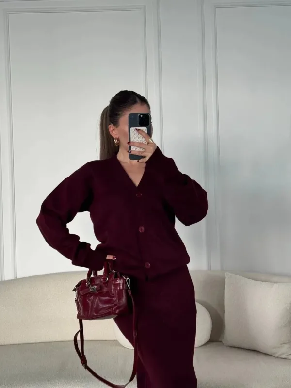 Dámský vínový výstřih do V 3 knoflíky pletený svetr sukně set 1