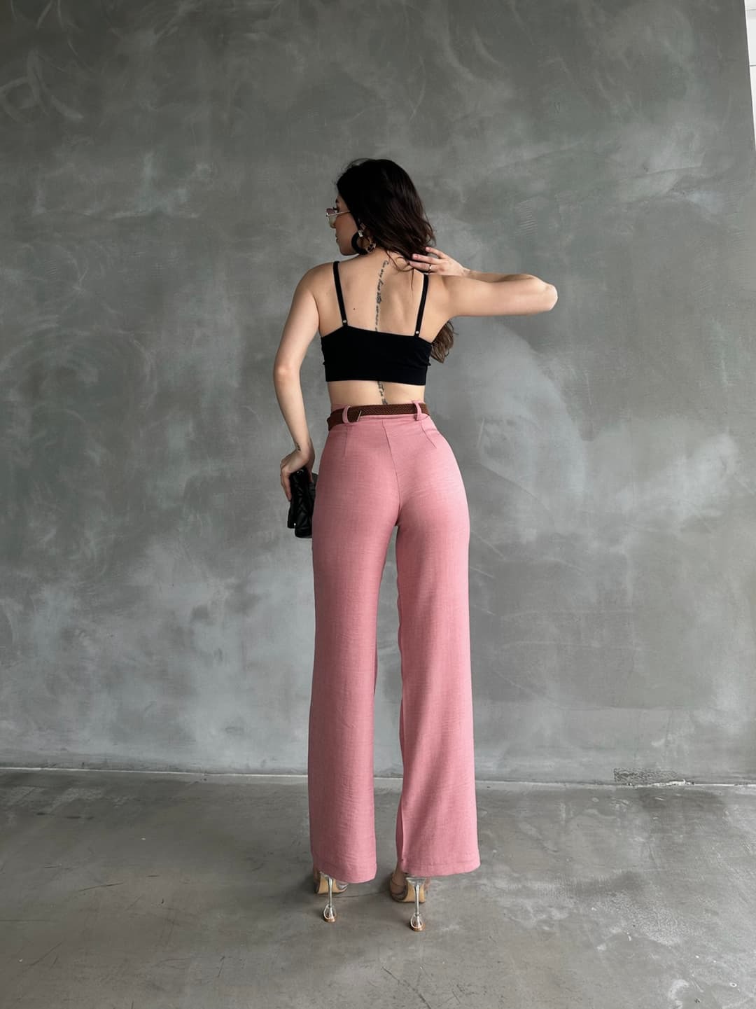 Lanene pantalone sa kaišem na struku, puder 6